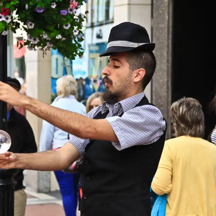 Ireland-Dublin-Grafton-Street