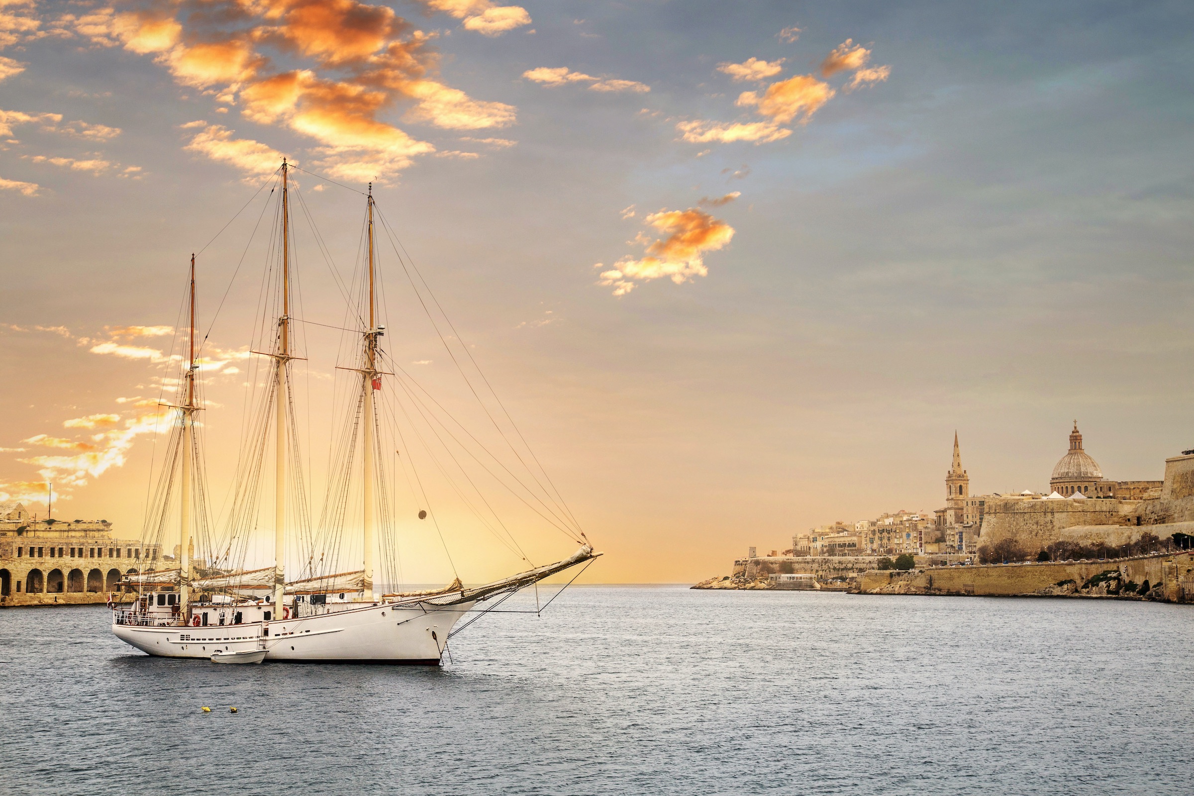 Greece and Malta Luxury Tour - Mediterranean Marvels - Athens, Santorini, Mykonos & Malta